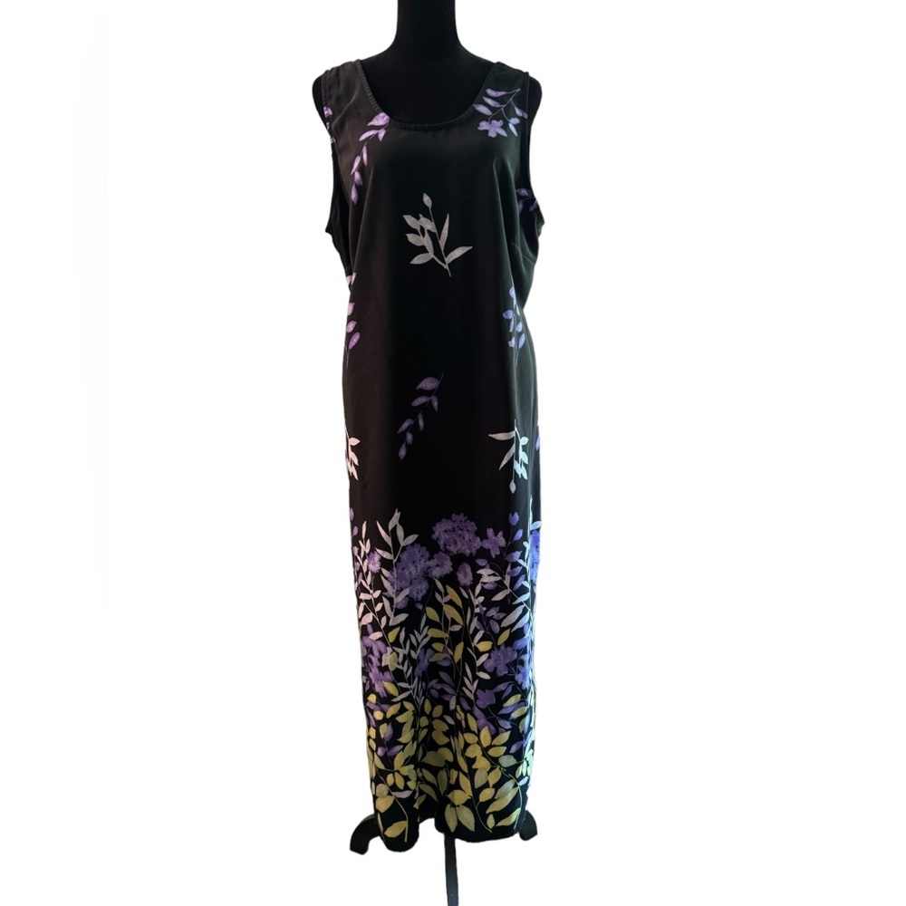 Floral Black and‎ Purple Sleeveless Maxi Dress​
